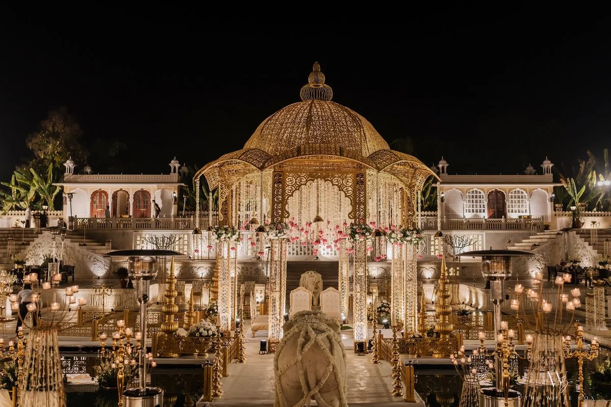 Celebrate love in the city that defines eternal romance.
