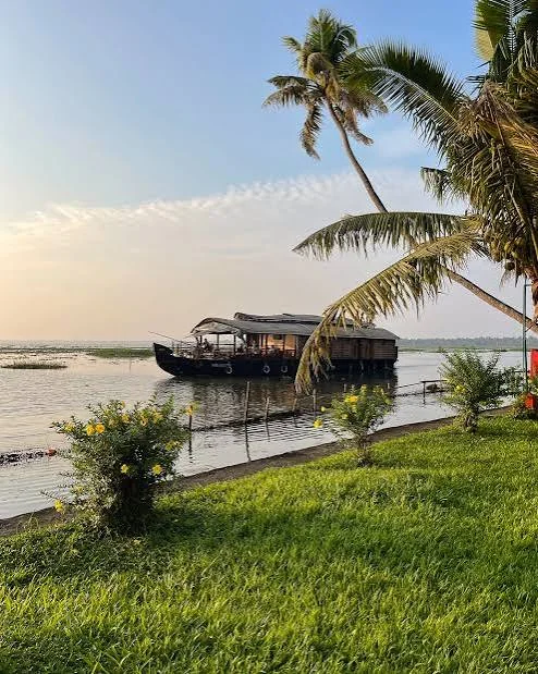 Madurai, Rameswaram, Kanyakumari & Kovalam Tour Package  6 Days / 5 Nights